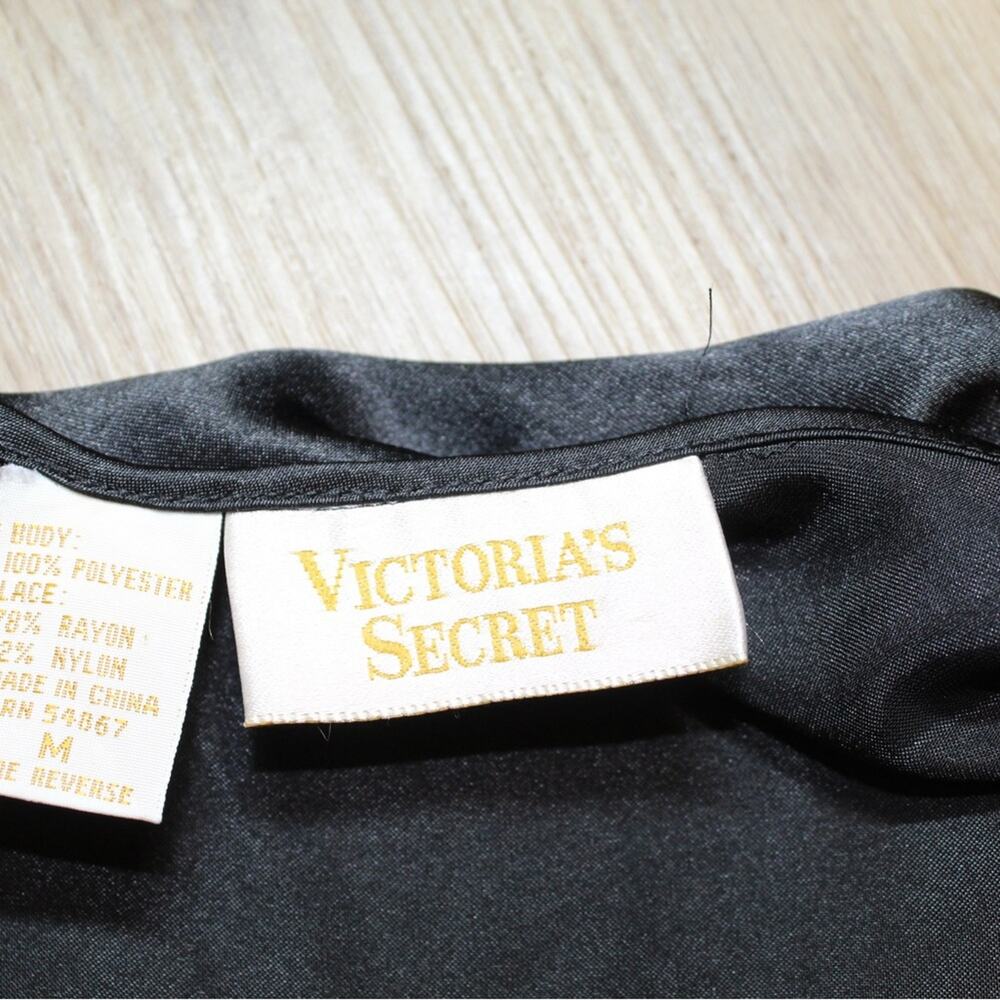 Vintage Victoria’s Secret Black Satin Lace Camisole Lingerie Top Size Medium - Picture 3 of 3
